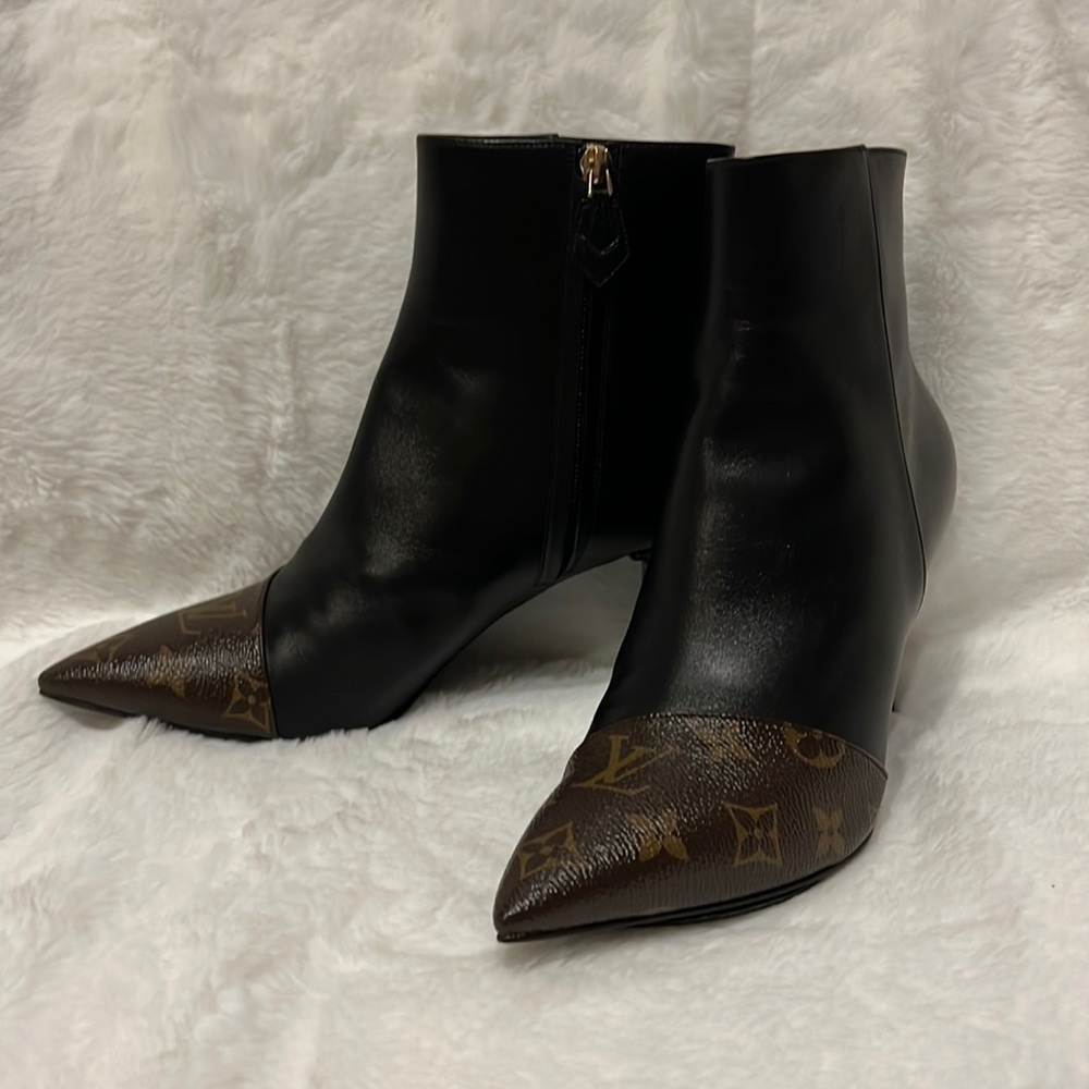 Louis Vuitton Booties